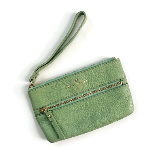 kate spade Handbags - Kate Spade Wristlet Light Mint Green